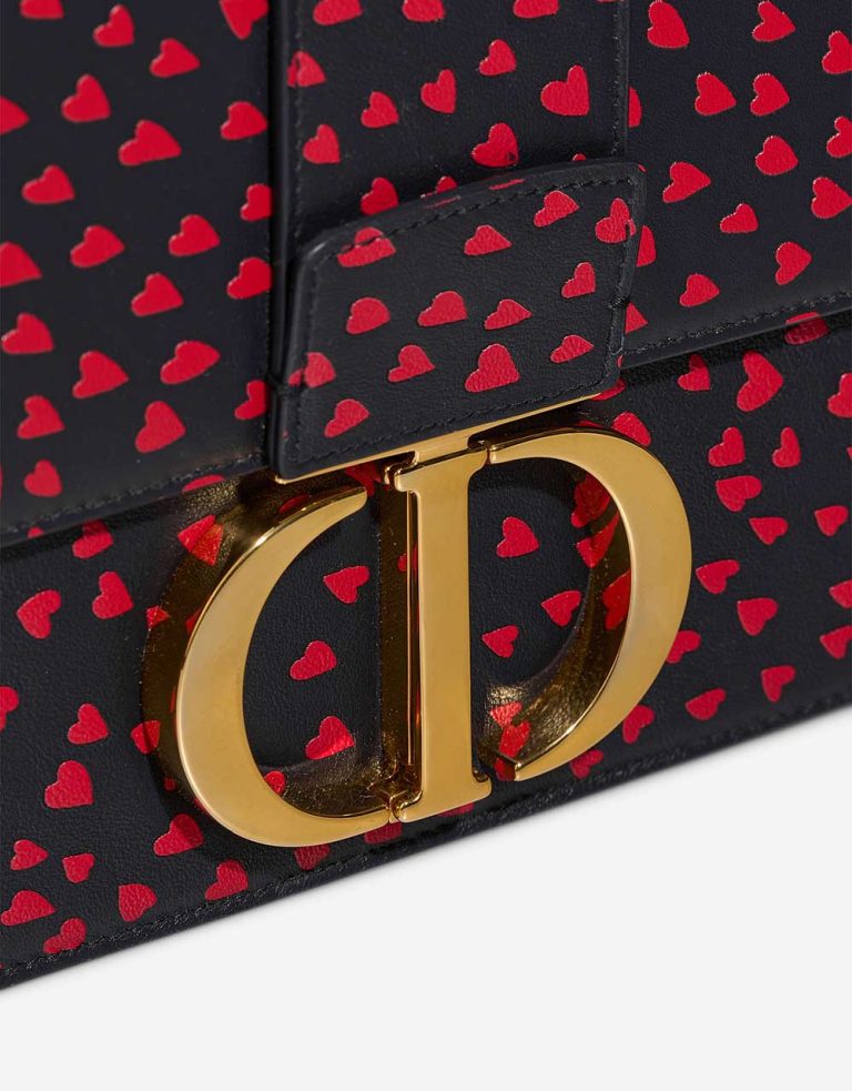 Dior 30 Montaigne Calf Dark Blue / Red Closing System | Sell your designer bag