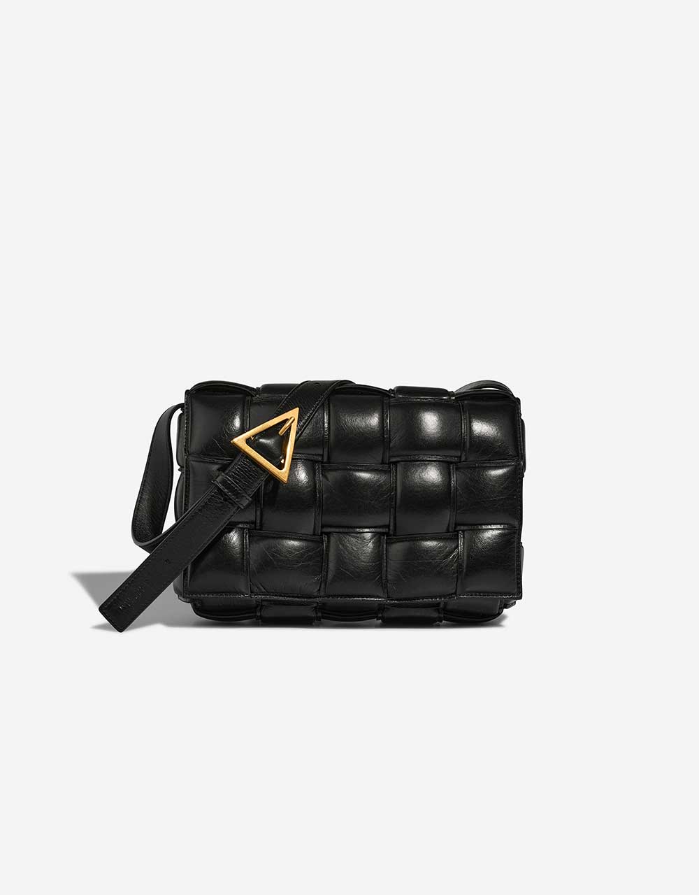 【BOTTEGA VENETA】Padded Leather Chain Cassette Bag Black Authentic Bottega Veneta Chain Cassette Padded Black Leather