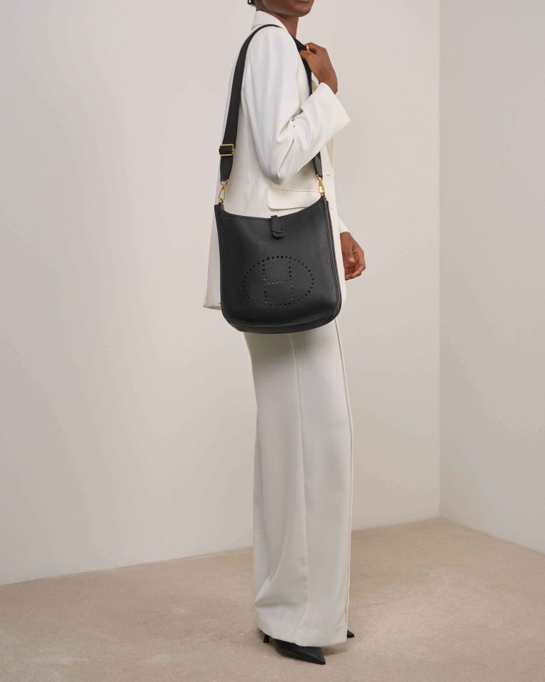Hermès Evelyne 29 Clémence Black on Model | Sell your designer bag