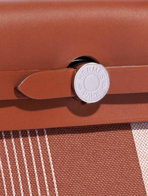 Hermès Herbag 31 Vache Hunter / Toile H Vibration Fauve / Écru / Beige Closing System | Sell your designer bag