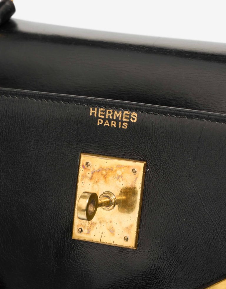 Hermès Kelly 32 Box Black Logo | Sell your designer bag