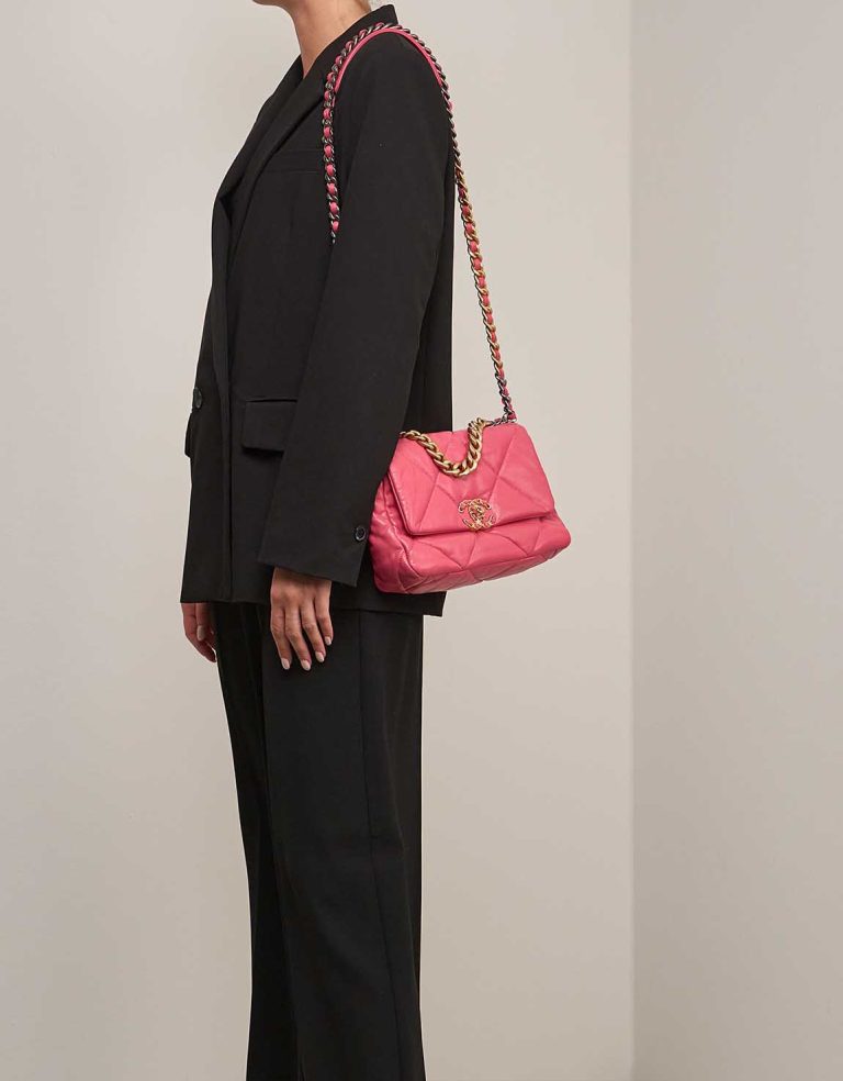 Chanel 19 Flap Bag Lamb Pink on Model | Sell your designer bag
