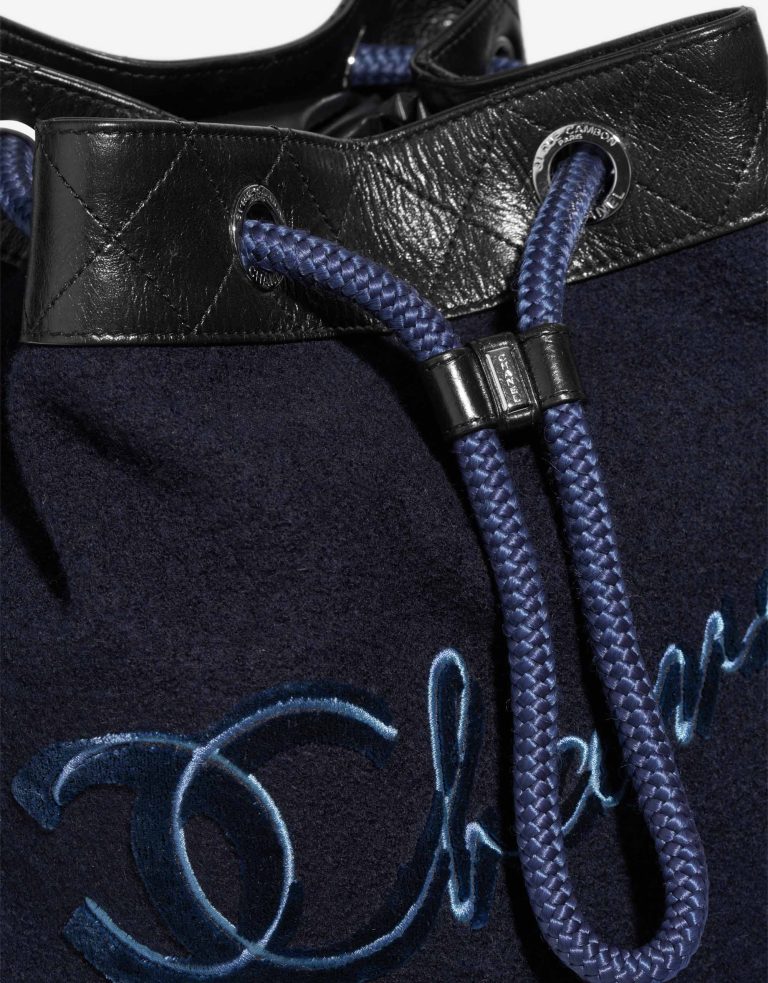Chanel Backpack Wool / Lamb Blue / Black Closing System | Sell your designer bag