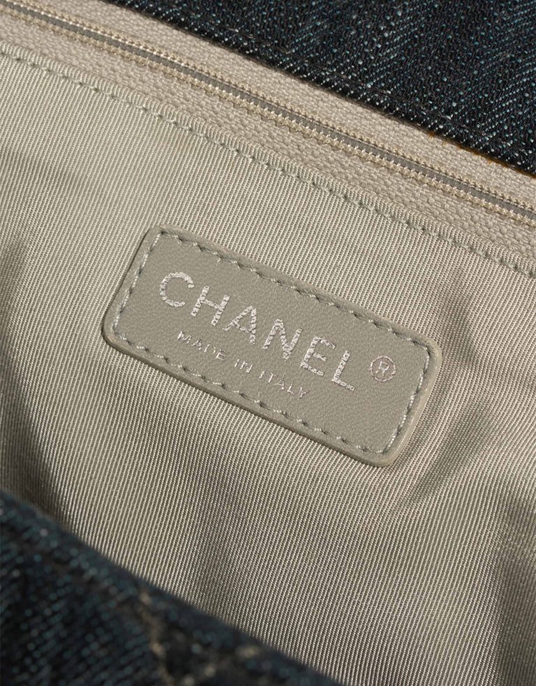 Chanel Timeless Maxi Denim Dark Blue Logo | Sell your designer bag