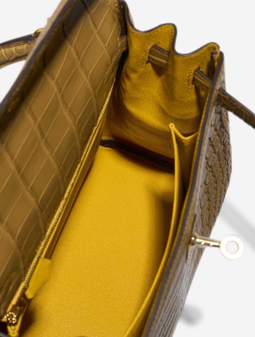 Hermès Kelly 25 Matte Alligator Kraft / Mimosa Inside | Sell your designer bag
