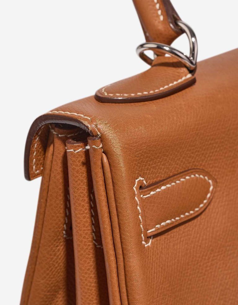 Hermès Kelly 32 Courchevel Gold Signs of wear | Sell your designer bag
