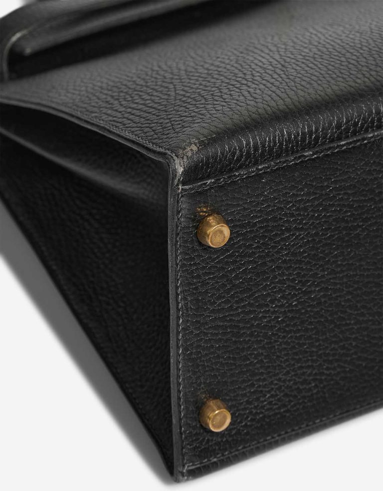 Hermès Kelly 35 Ardennes Black Signs of wear | Sell your designer bag