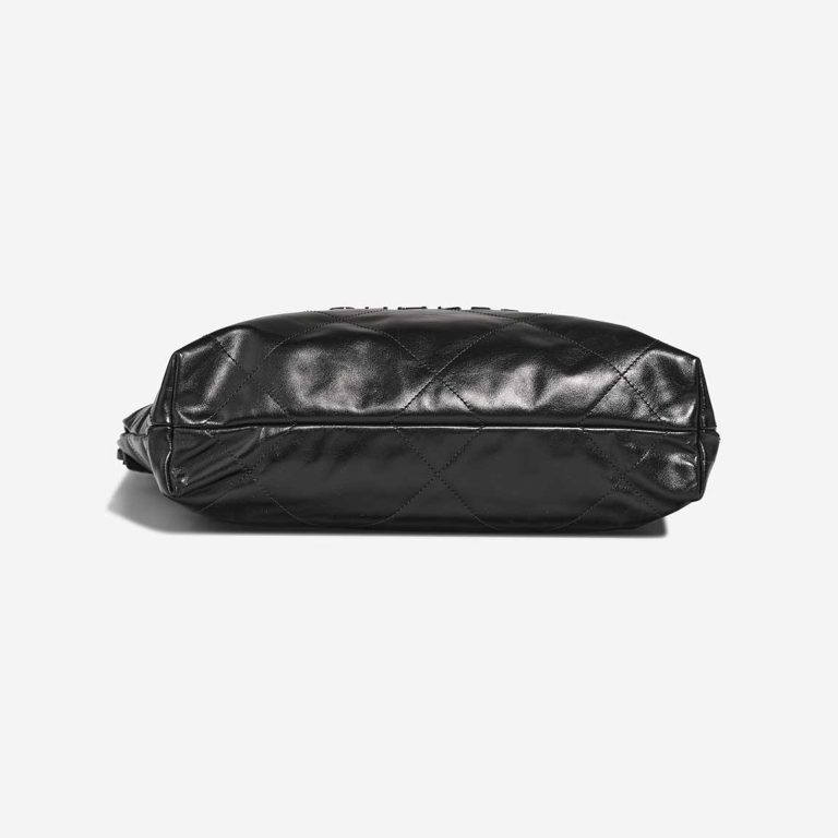 Chanel 22 Medium Calf Black | Sell your designer bag