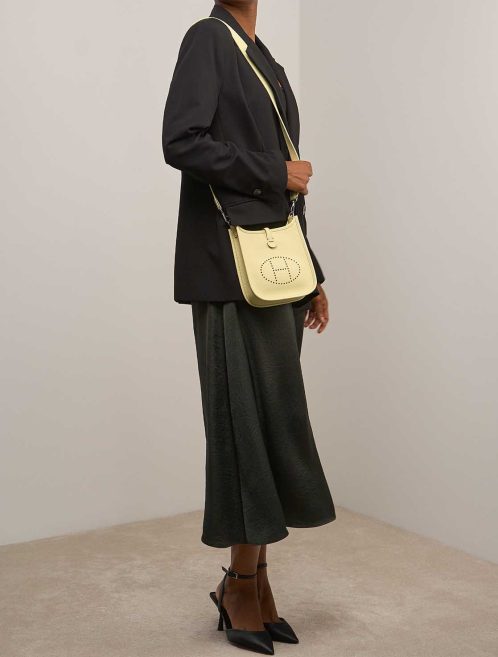 Hermès Evelyne 16 Taurillon Clémence / Amazone Jaune Milton on Model | Sell your designer bag