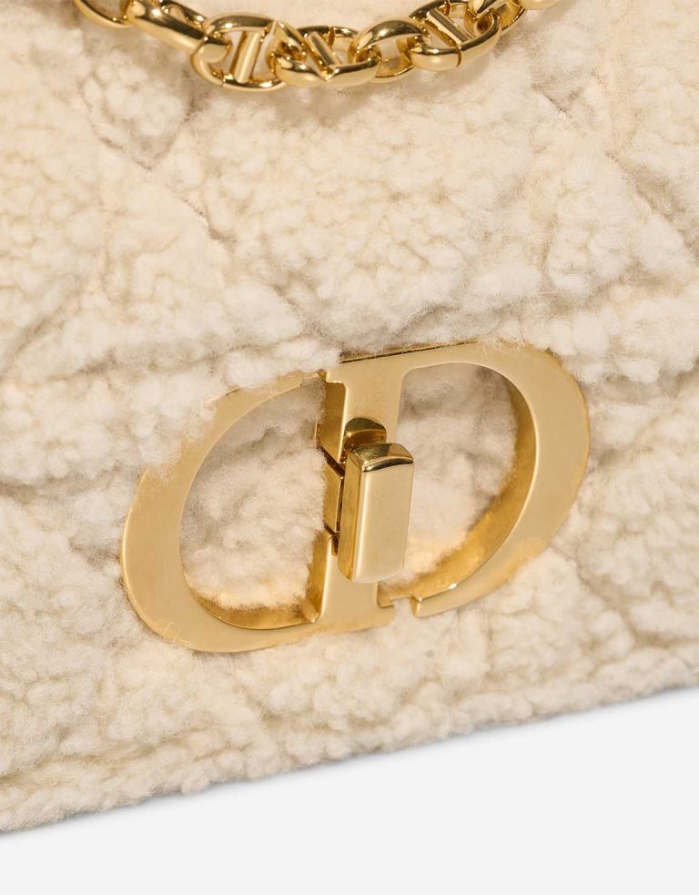 Dior Caro Medium Shearling / Suede White / Brown Closing System | Sell your designer bag