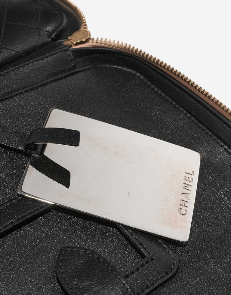 Chanel Vanity Large Caviar Beige / Black Signs of wear | Sell your designer bag