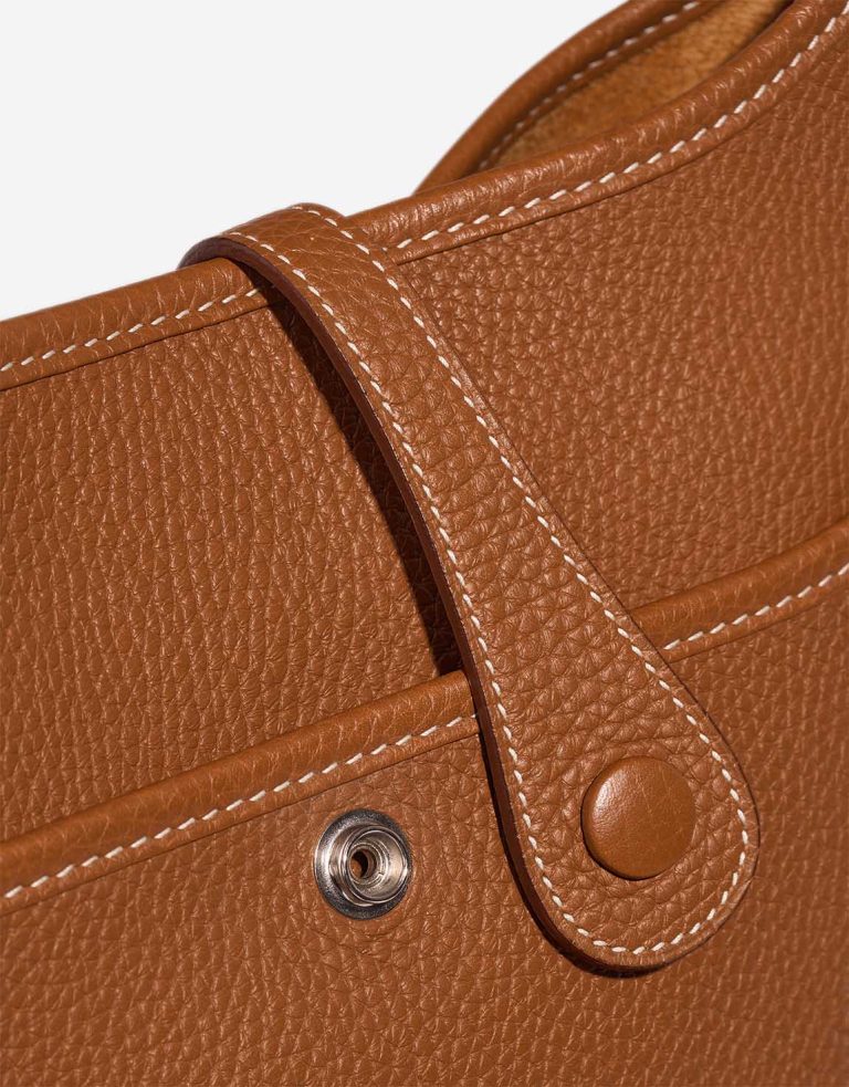 Hermès Evelyne 29 Taurillon Clémence Gold Closing System | Sell your designer bag