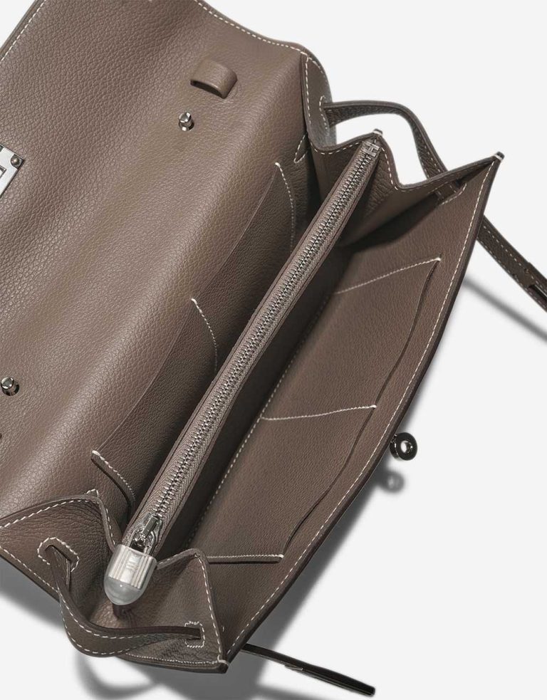 Hermès Kelly To Go Evercolor Étoupe Inside | Sell your designer bag
