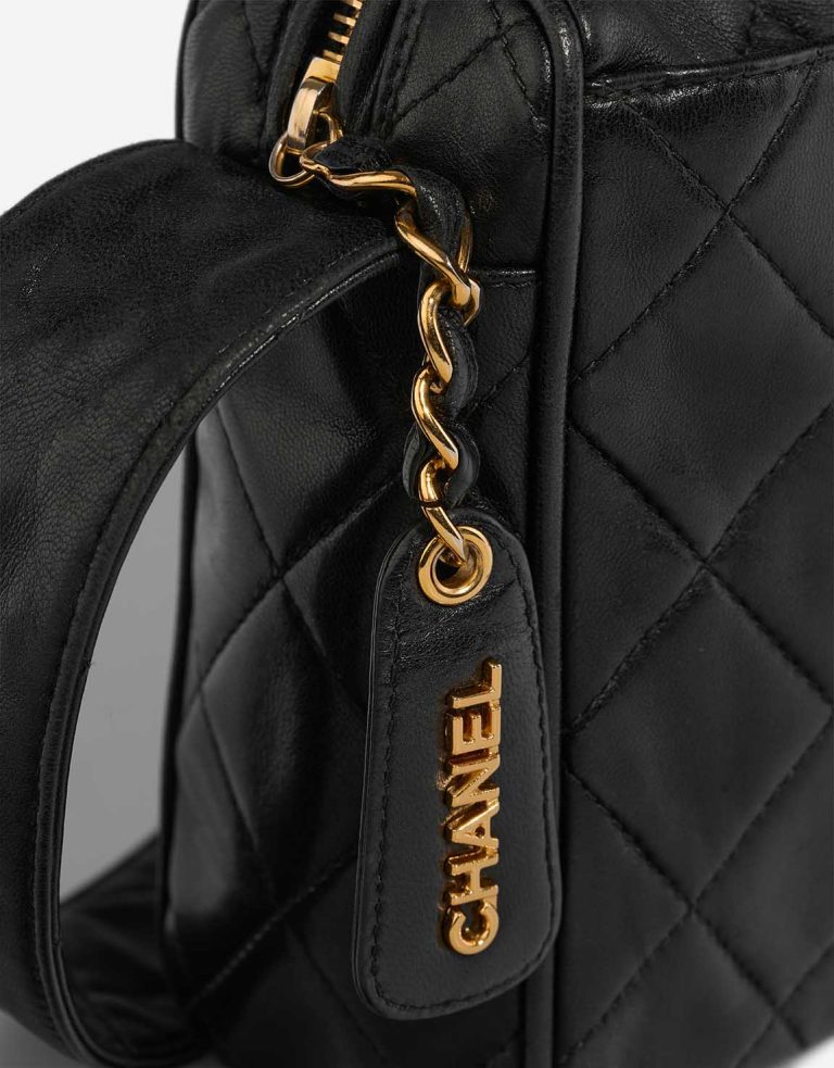 Chanel Camera Bag Lamb Black Closing System | Sell your designer bag