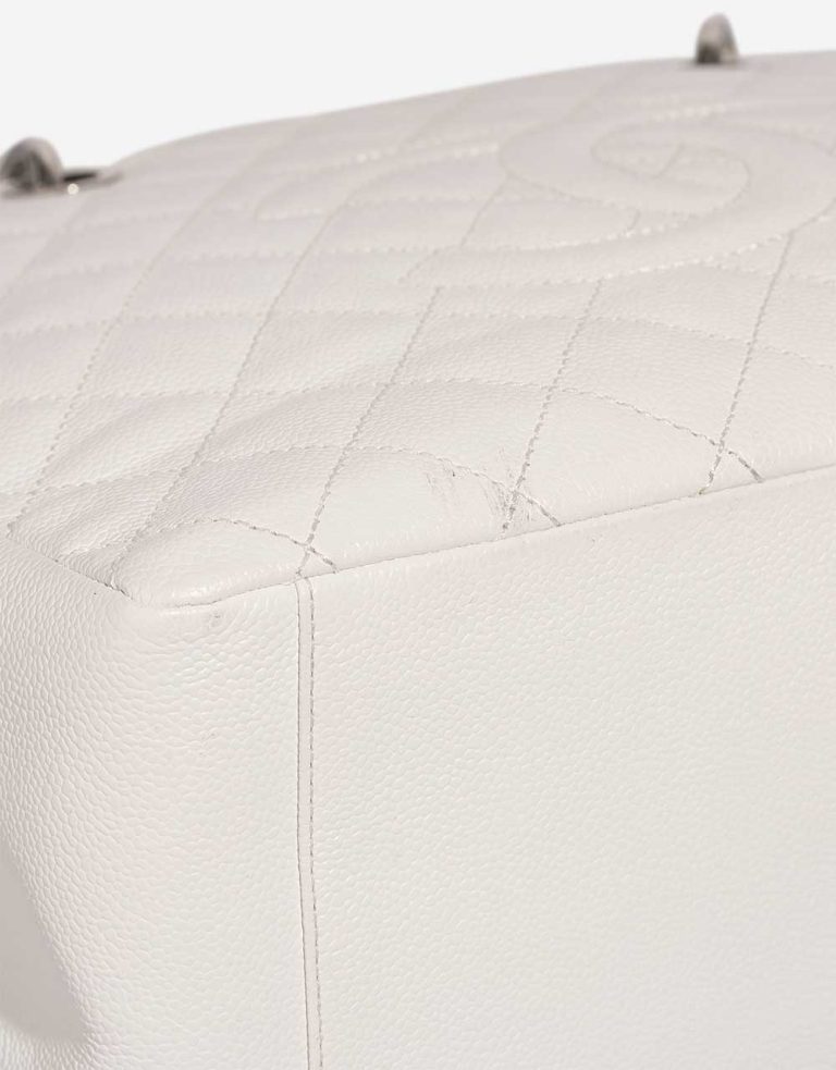 Chanel Shopping Tote GST Caviar White Signs of wear | Sell your designer bag