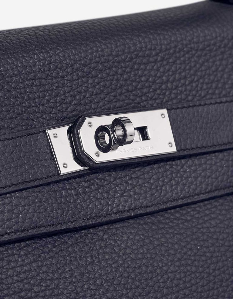 Hermès Kelly 40 Clémence Bleu Obscur / Anémone Closing System | Sell your designer bag