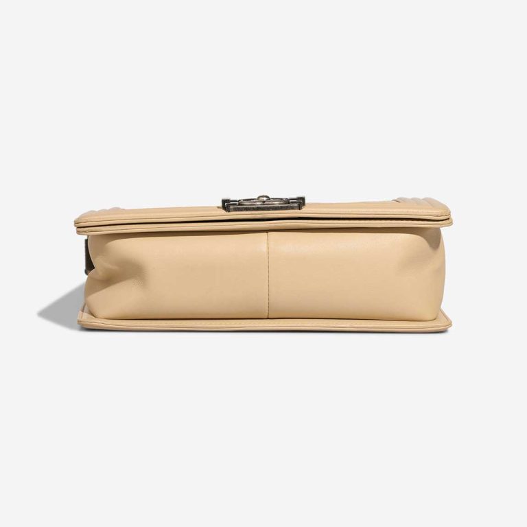 Chanel Boy Medium Lamb Beige | Sell your designer bag