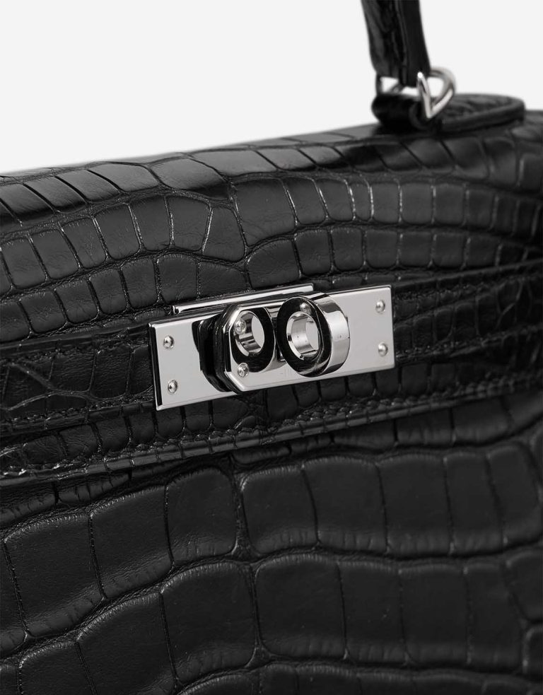Hermès Kelly Mini Matte Alligator Black Closing System | Sell your designer bag