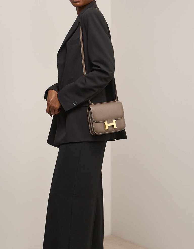 Hermès Constance 18 Epsom Étoupe on Model | Sell your designer bag