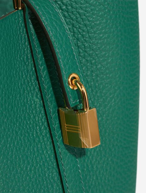 Hermès Picotin 18 Taurillon Clémence Vert Vertigo Closing System | Sell your designer bag