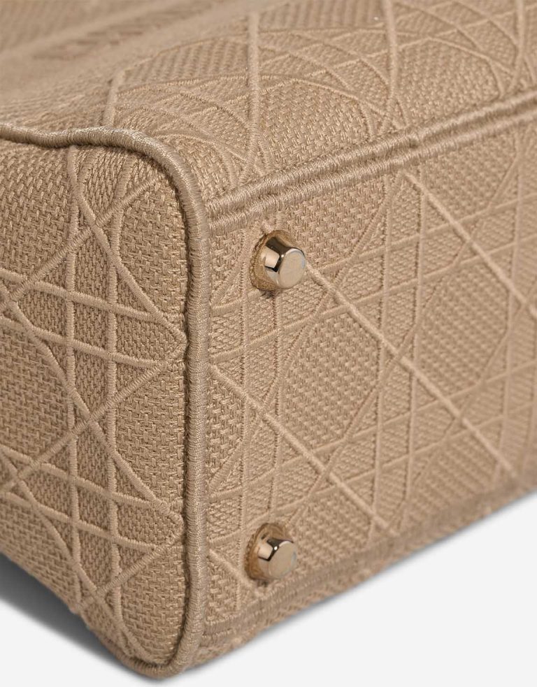 Dior Lady D-Lite Medium Canvas Beige Signs of wear | Sell your designer bag