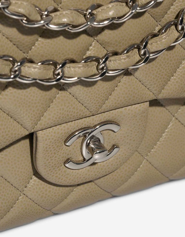 Chanel Timeless Jumbo Caviar Beige Closing System | Sell your designer bag