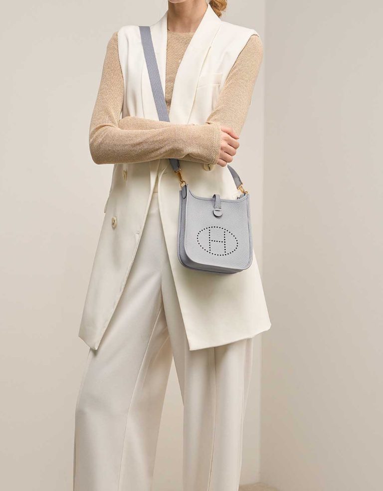 Hermès Evelyne 16 Clémence Bleu Glacier on Model | Sell your designer bag