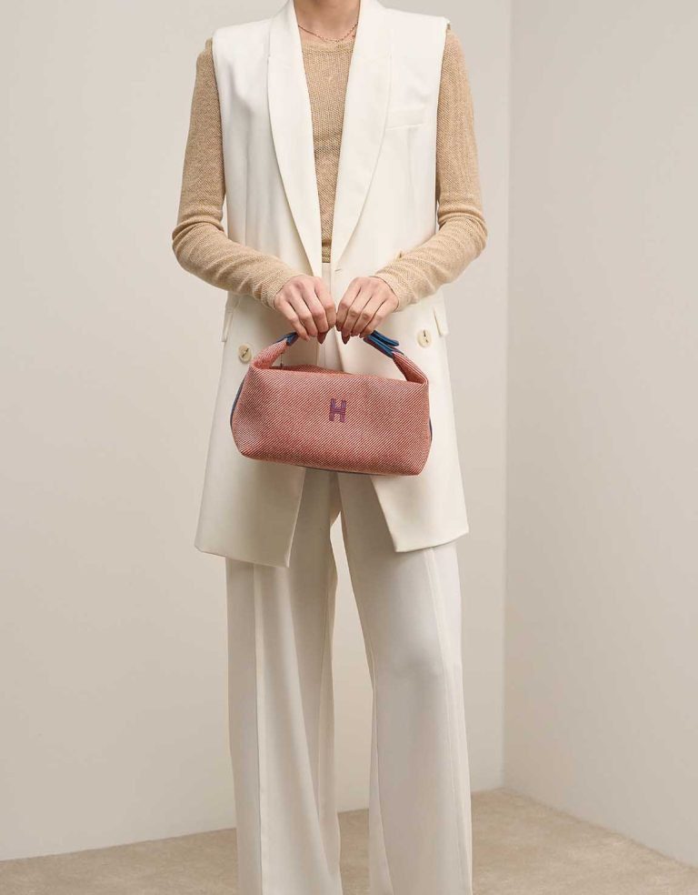 Hermès Bride-à-Brac Large Wool Rouge Duchesse / Écru / Cobalt on Model | Sell your designer bag