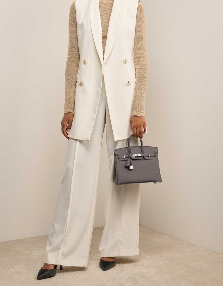 Hermès Birkin 25 Togo Gris Meyer on Model | Sell your designer bag