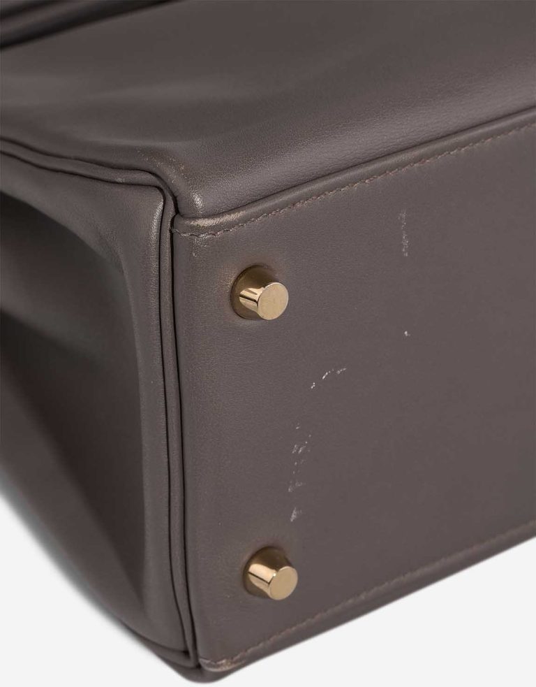 Hermès Kelly HSS 32 Swift Gris Meyer / Rouge Grenat Signs of wear | Sell your designer bag