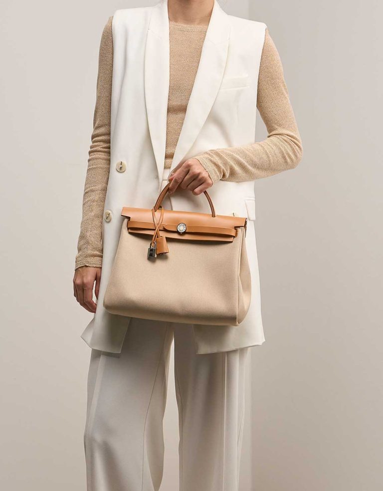 Hermès Herbag 31 Toile Militaire / Vache Hunter Béton / Sable Naturel / Nata on Model | Sell your designer bag