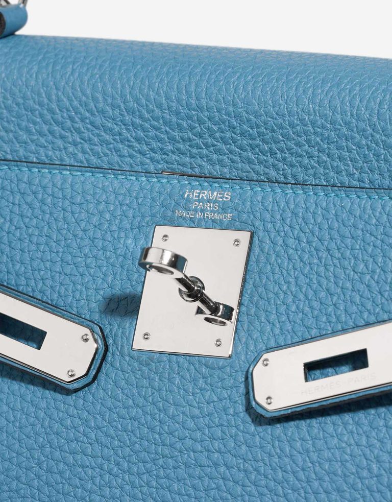 Hermès Kelly 28 Taurillon Clémence Turquoise Logo | Sell your designer bag