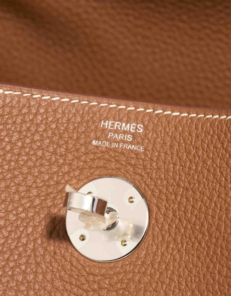 Hermès Lindy 26 Clémence Gold Logo | Sell your designer bag