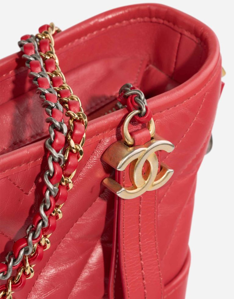 Chanel Gabrielle Small Lamb Red Closing System | Sell your designer bag