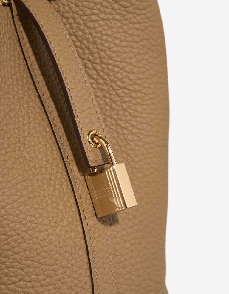 Hermès Picotin 18 Taurillon Clémence Biscuit Closing System | Sell your designer bag