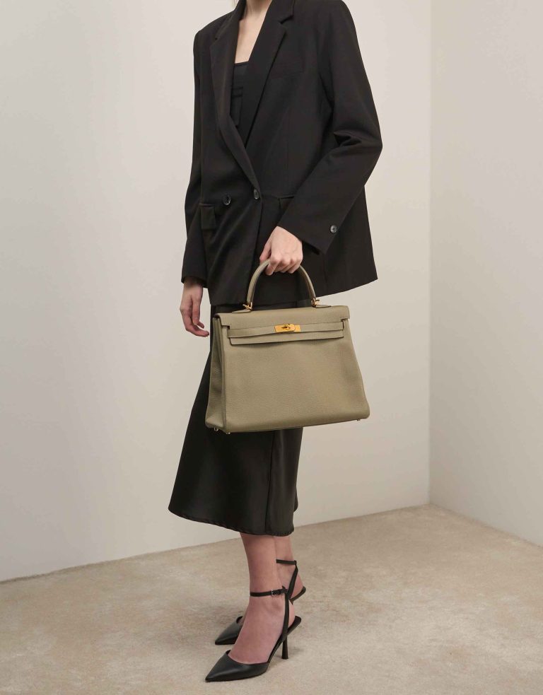 Hermès Kelly HSS 35 Clémence Sauge / Gris Pâle on Model | Sell your designer bag