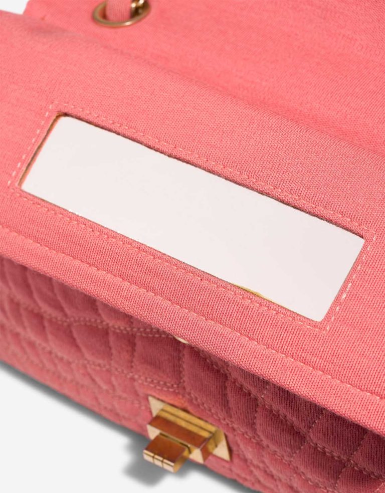 Chanel 2.55 Reissue 225 Canvas Rose Signs of wear | Sell your designer bag