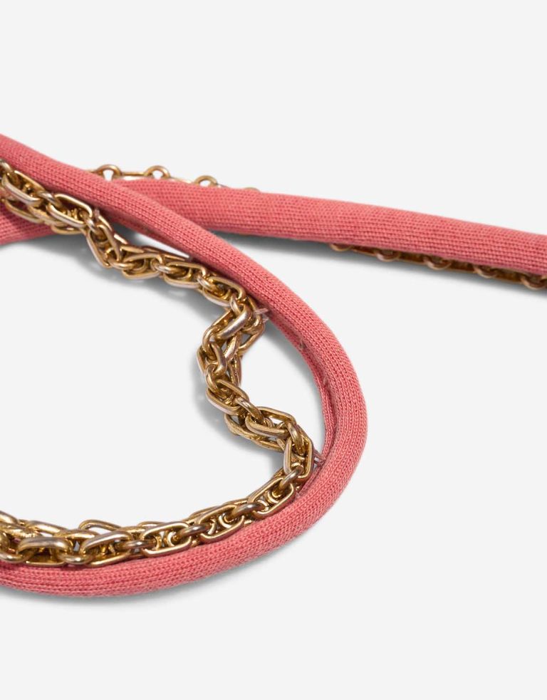Chanel 2.55 Reissue 225 Canvas Rose Signs of wear | Sell your designer bag
