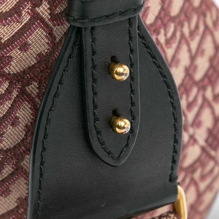 Dior Saddle Medium Oblique Jacquard Red Signs of wear | Sell your designer bag