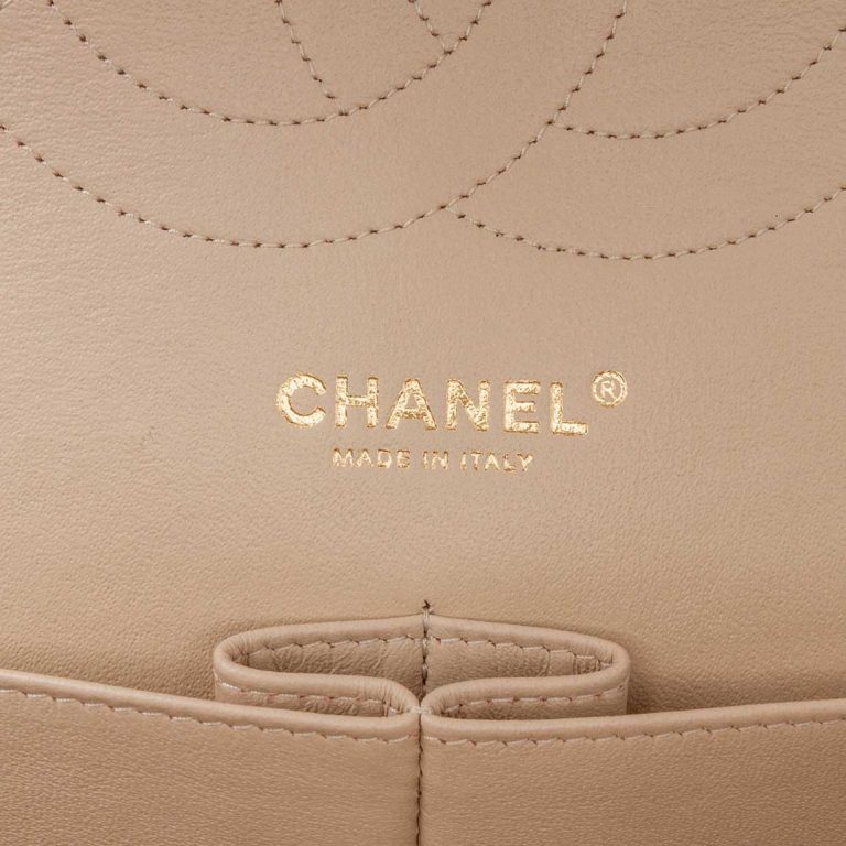 Chanel Timeless Jumbo Lamb Beige Logo | Sell your designer bag