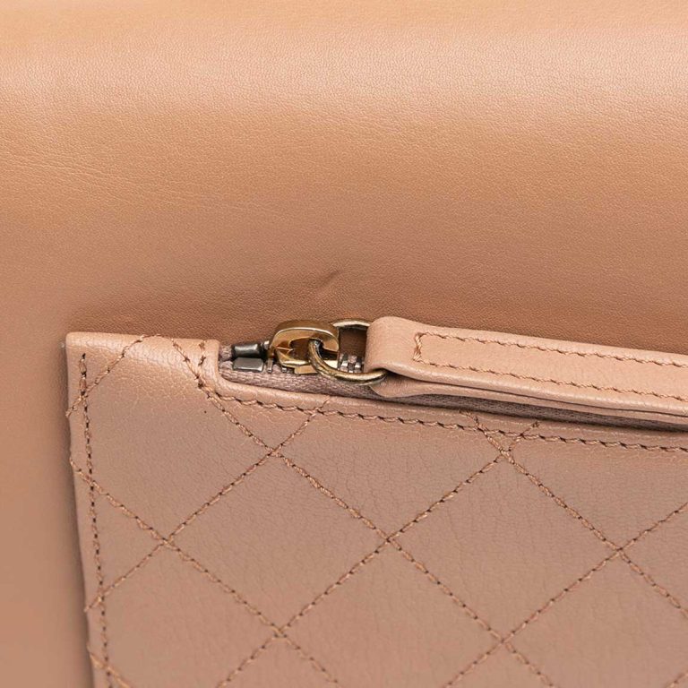 Chanel Flap Bag Coco Curve Calf Beige Signs of wear | Sell your designer bag