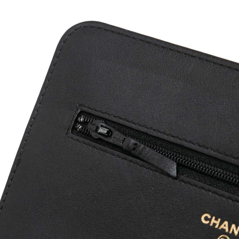 Chanel Boy Wallet On Chain Calf Black / Silver Signs of wear | Sell your designer bag