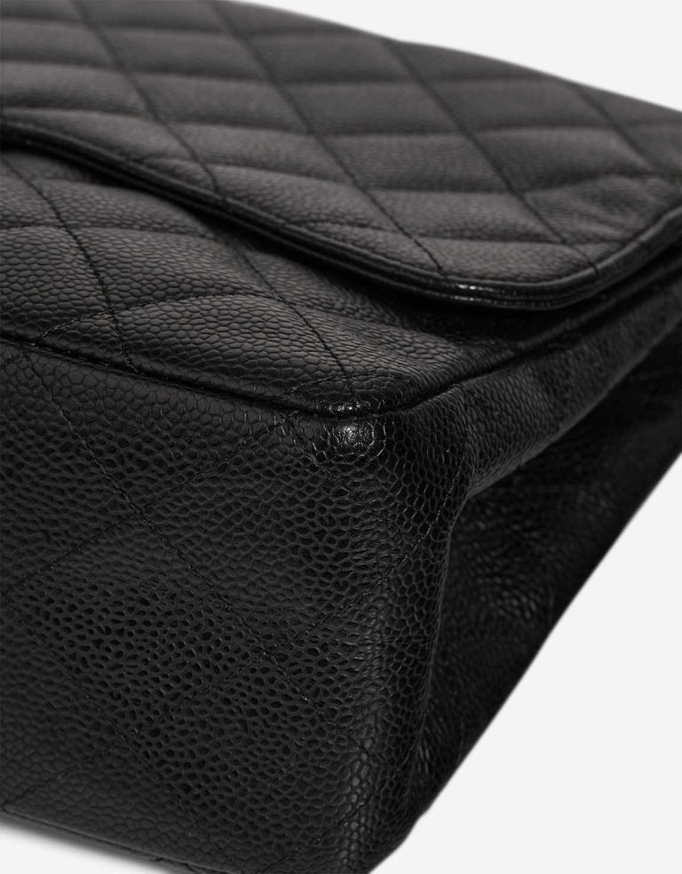 Chanel Timeless Jumbo Caviar Black Signs of wear | Sell your designer bag