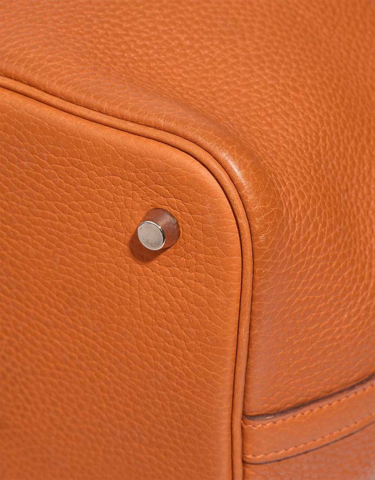 Hermès Picotin 22 Clémence Orange Signs of wear | Sell your designer bag