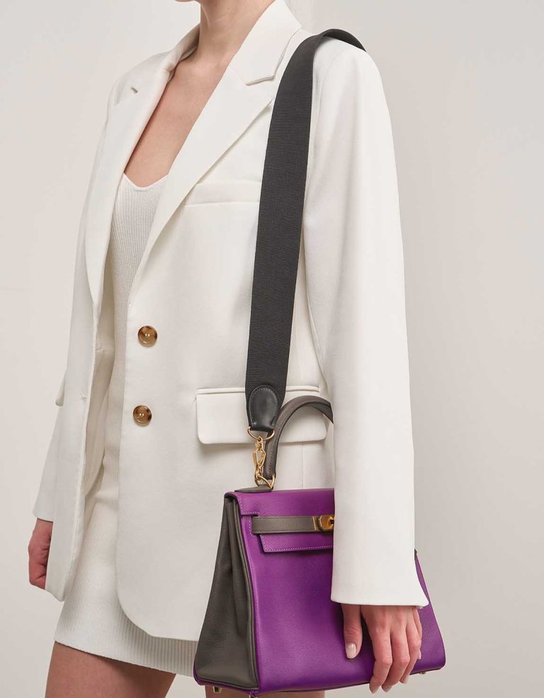 Hermès Kelly Strap Canvas / Box Black on Model | Sell your designer bag