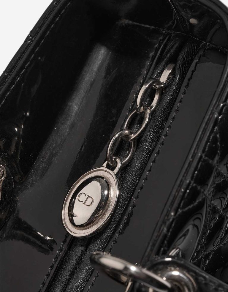 Dior Lady Large Patent Black Closing System | Sell your designer bag