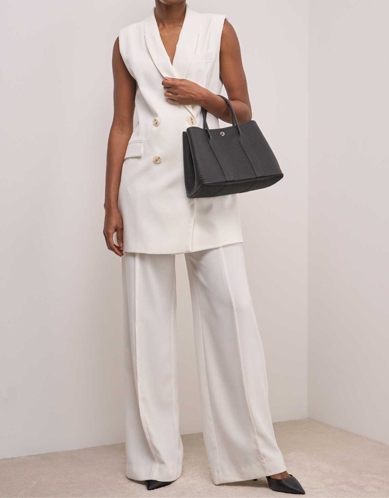 Hermès Garden Party 30 Veau Négonda Black on Model | Sell your designer bag