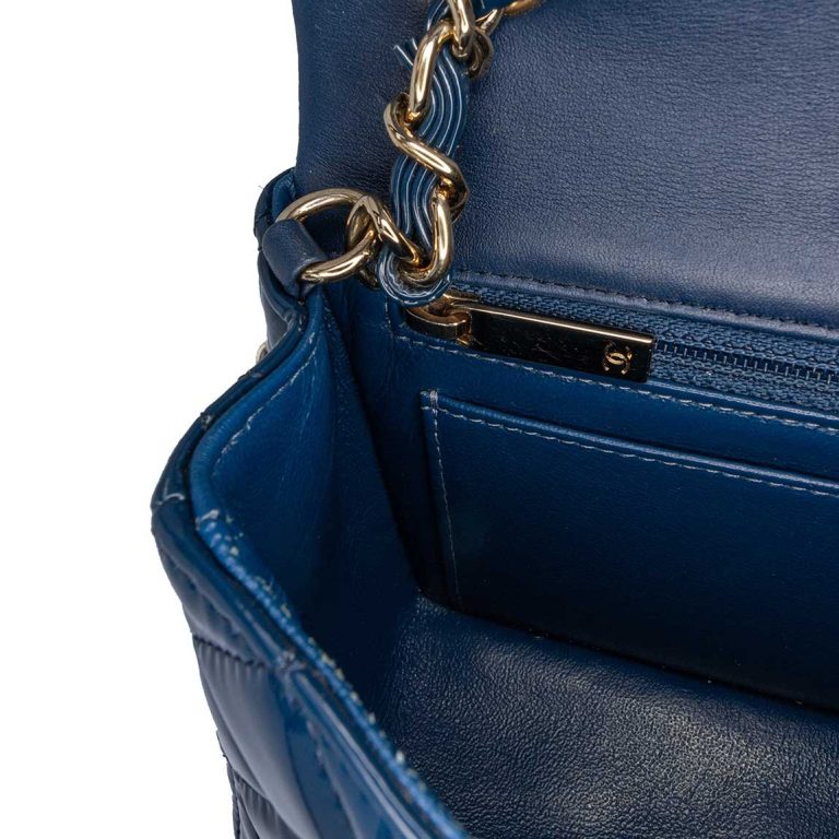 Chanel Timeless Mini Rectangular Patent Dark Blue Signs of wear | Sell your designer bag