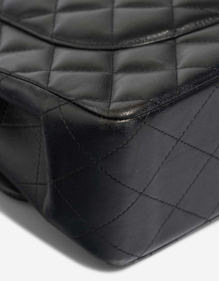 Chanel Timeless Jumbo Lamb Black Signs of wear | Sell your designer bag