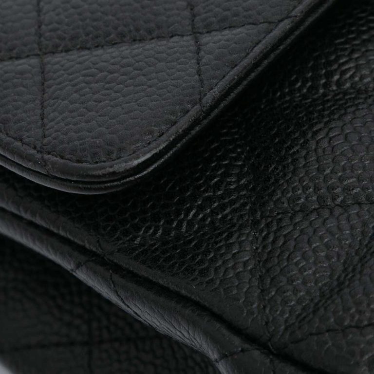 Chanel Timeless Medium Caviar Black Signs of wear | Sell your designer bag